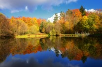 Miroir aux couleurs d&rsquo;automne
