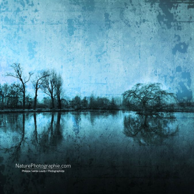 Réflexion-Bleue