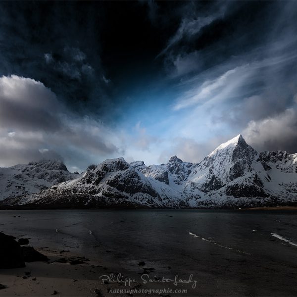 Spotlight Montagnes des Lofoten – Norvège