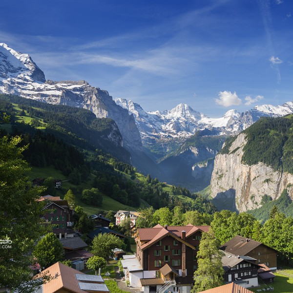 La vallée et le Jungfrau