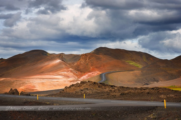 Paysage contrasté d'Islande