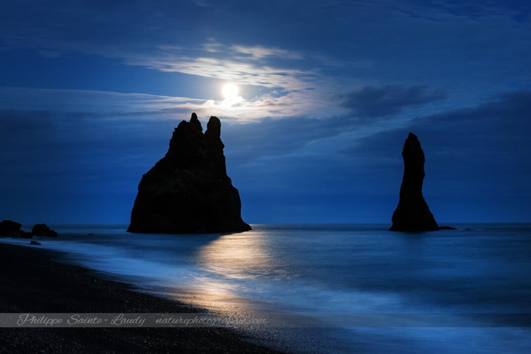 Les Reynisdrangar en Islande