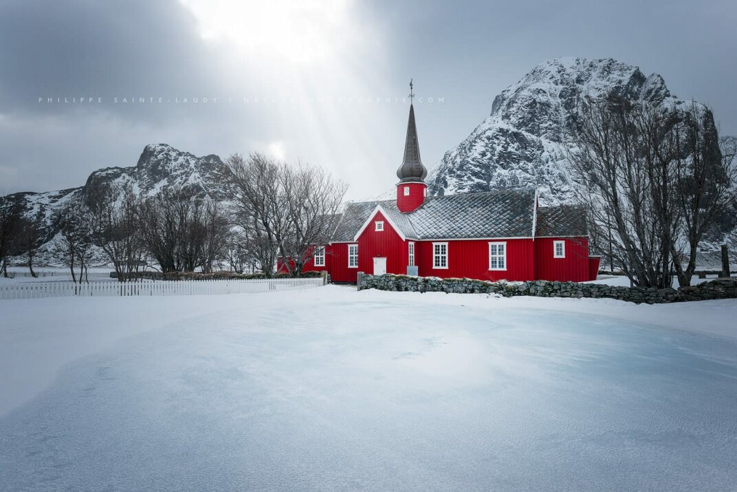 Église de Flakstad en Norvège - Lofoten