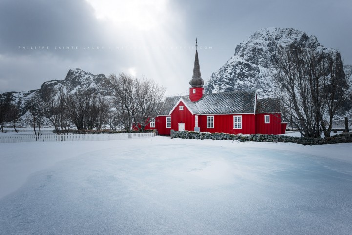 Église de Flakstad en Norvège - Lofoten
