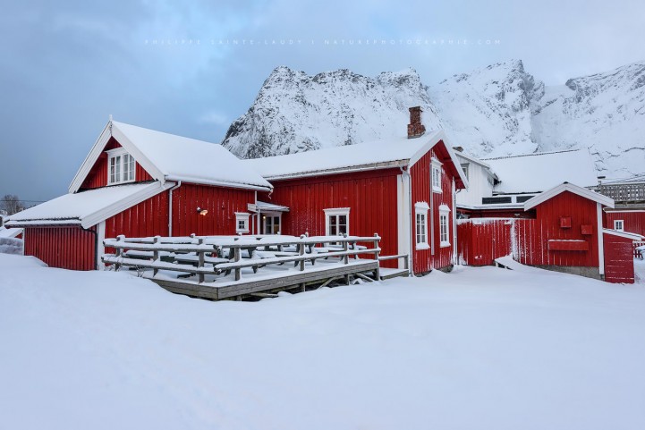 Les rorbu rouge de Reine en Norvège