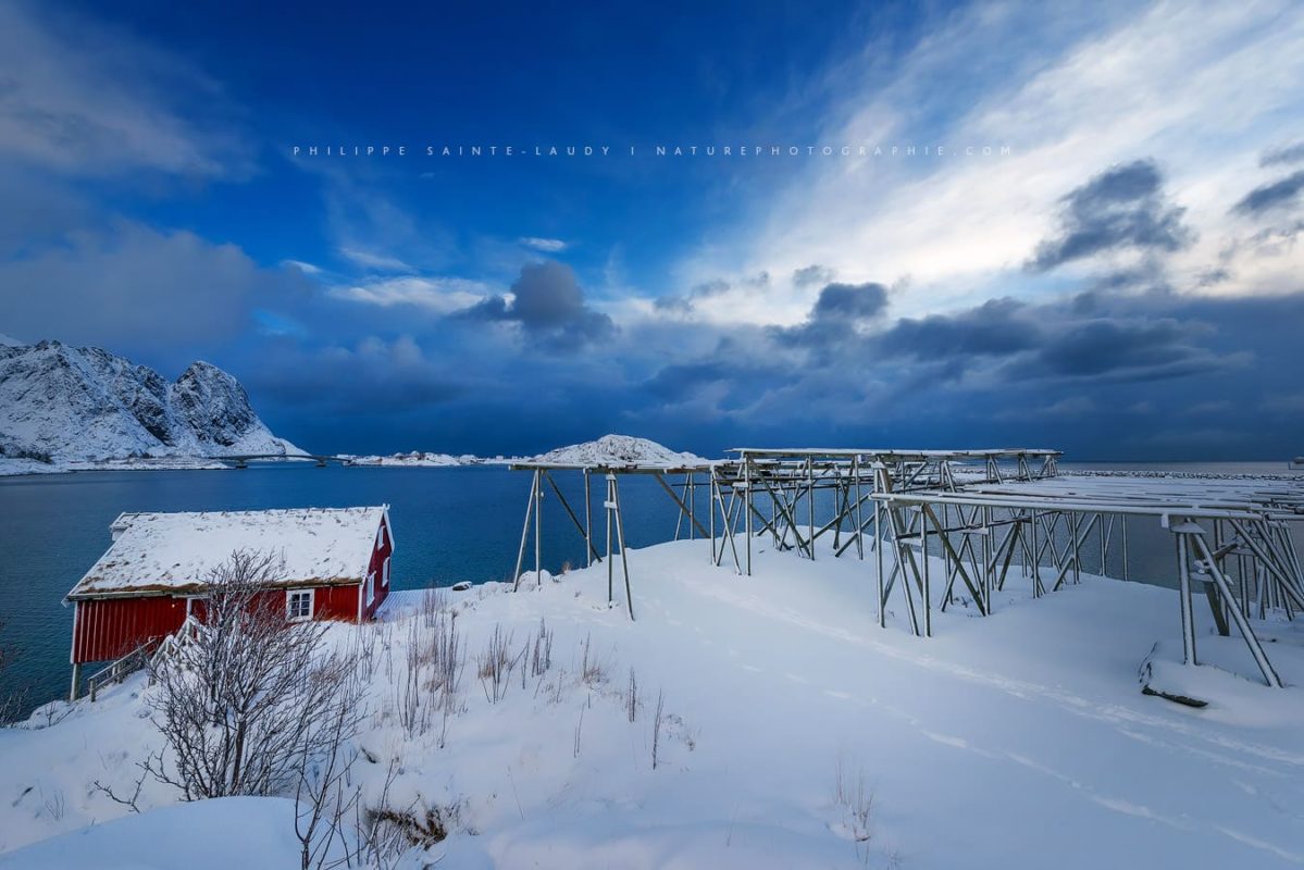 Ciel bleu dans les Lofoten en Norvège