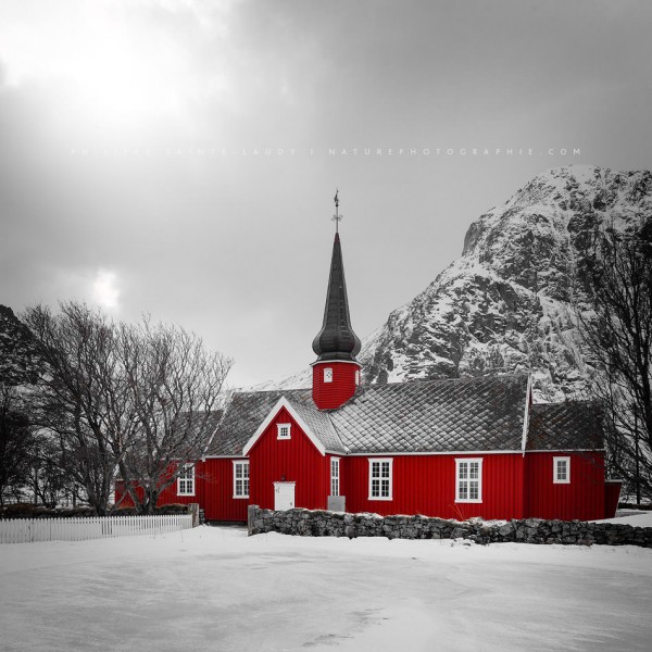 One Call Away églide de Flakstad sur les îles Lofoten