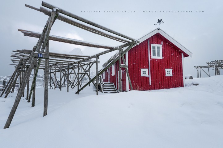 Structure pour faire sécher le poisson en Norvège
