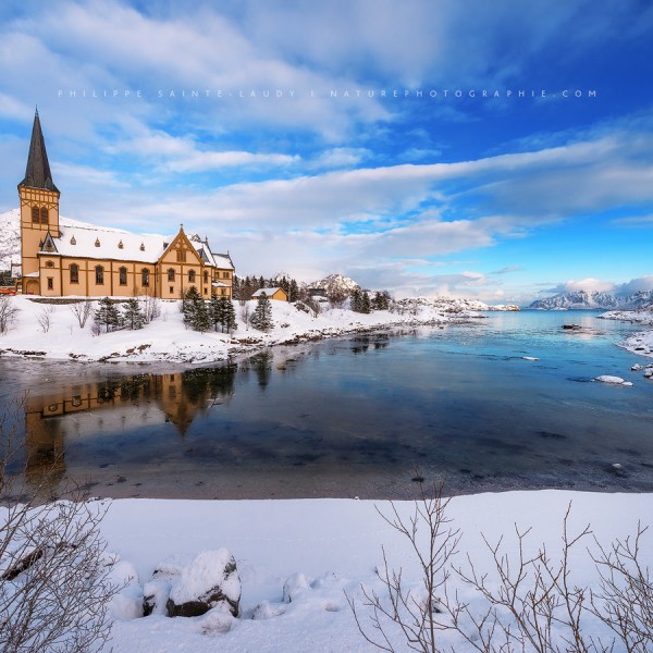 The Last Goodbye L'église de Vagan, construite en 1898, est surnommée la cathédrale des Lofoten