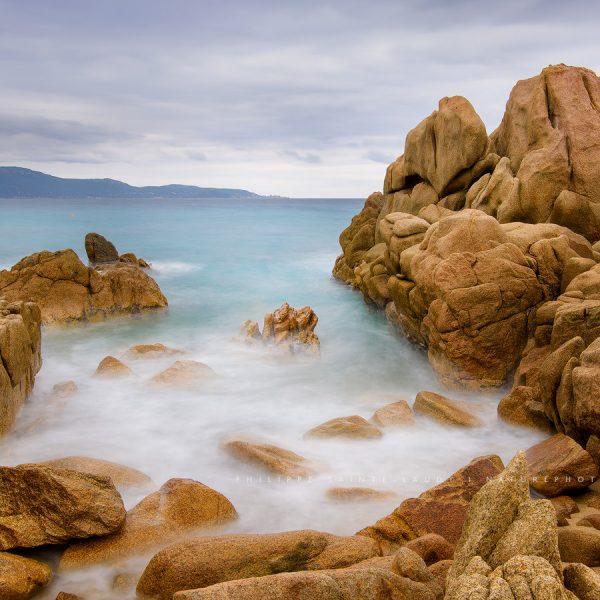 Magnetised Pose longue en plein jour sur la côte Corse