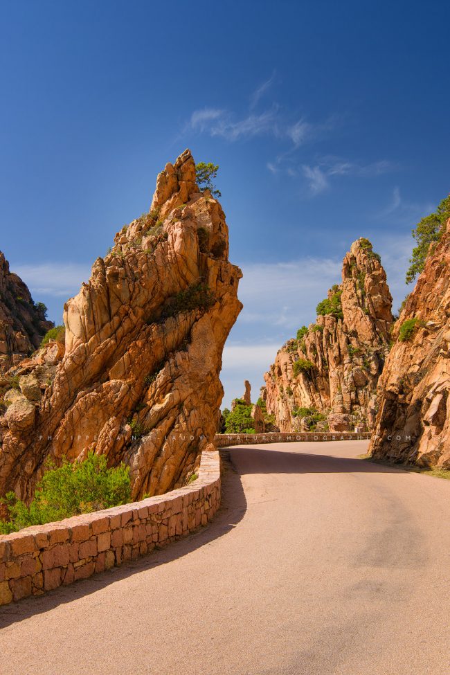 Sur la route des Calanques de Piana en Corse
