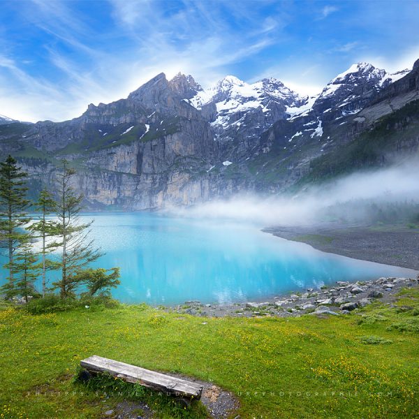 Beautiful Switzerland Le lac Oeschinensee en Suisse