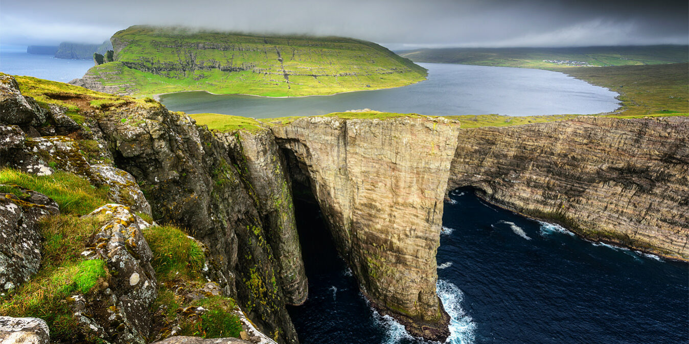 Sørvágsvatn Vue sur le lac Sørvágsvatn - îles Féroé - Danemark
