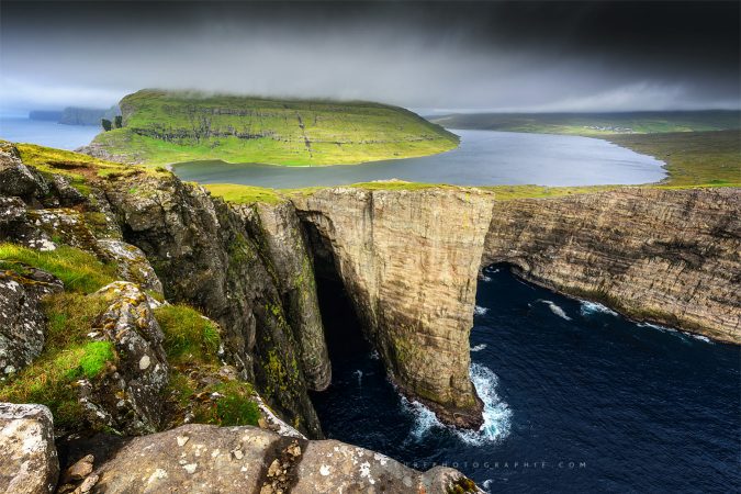 Sørvágsvatn Vue sur le lac Sørvágsvatn - îles Féroé - Danemark