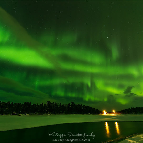 Aurora Crown Aurore boréale verte
