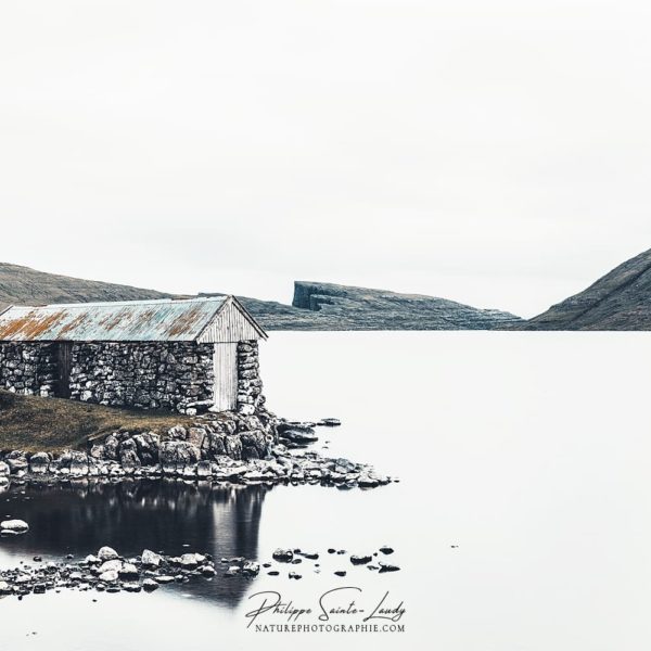 Le lac Sørvágsvatn