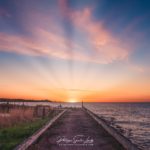 Coucher de soleil sur la mer baltique en Estonie