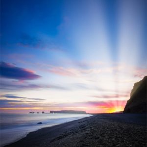Sunset over Dyrholaey Coucher de soleil en Islande