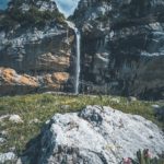 En Suisse les cascades coulent plus doucement
