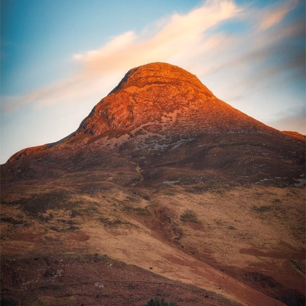 Dare to Aspire Montagne surplombant Glencoe au coucher du soleil