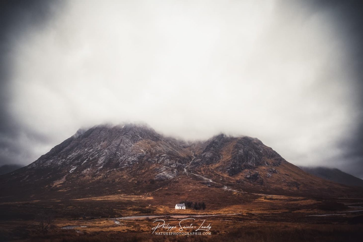 Photo classique des Highlands en Écosse