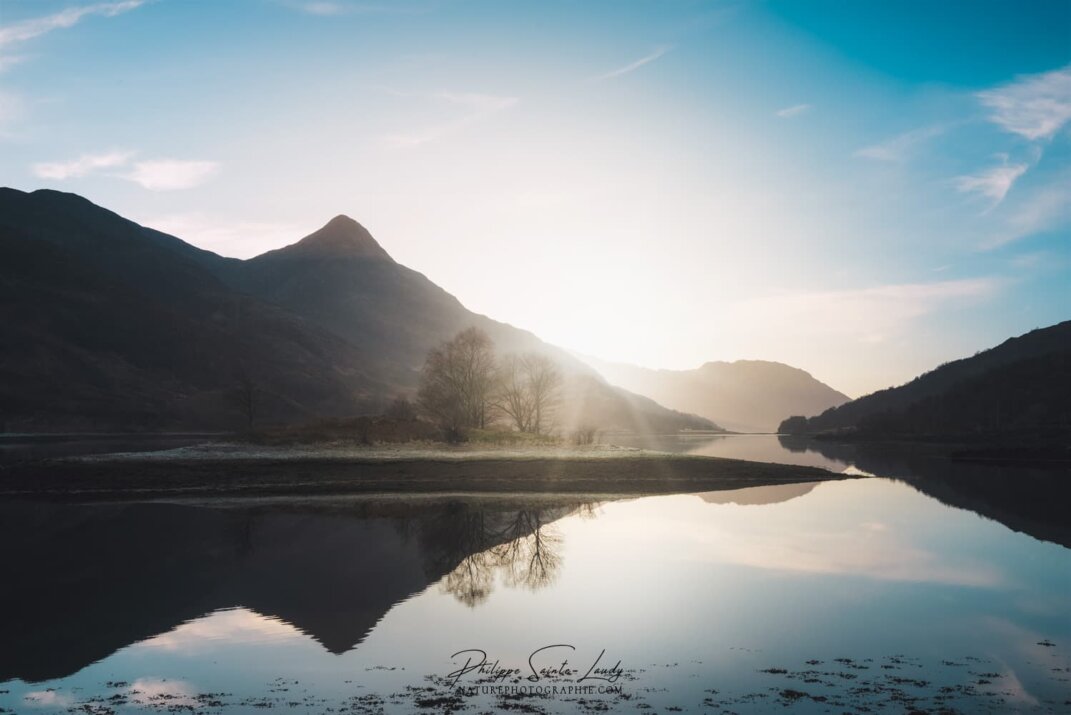 Le loch Leven au lever du jour