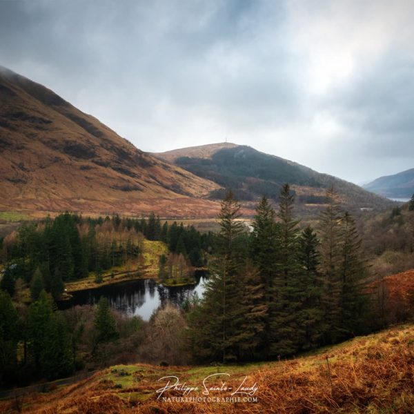 Over the Lochs Loch écossais