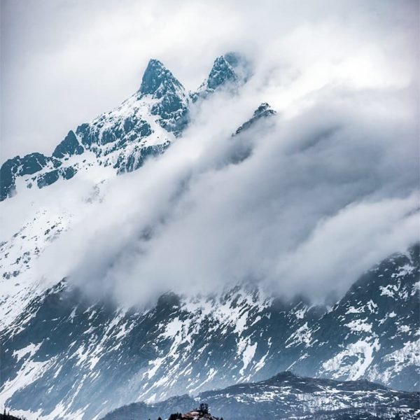 Low Clouds Nuages sur les montagnes Norvégiennes