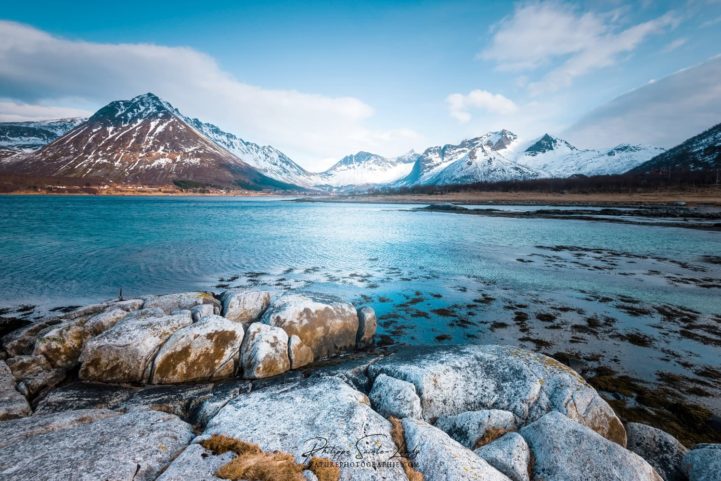 Fjord bleu en mer de Norvège