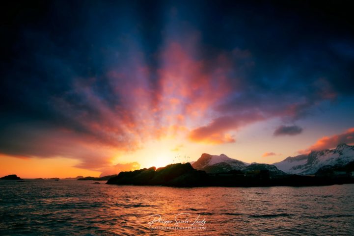 Coucher de soleil à Svolvaer en Norvège - Lofoten