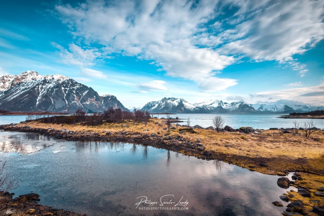 Reflet dans les fjords des Lofoten