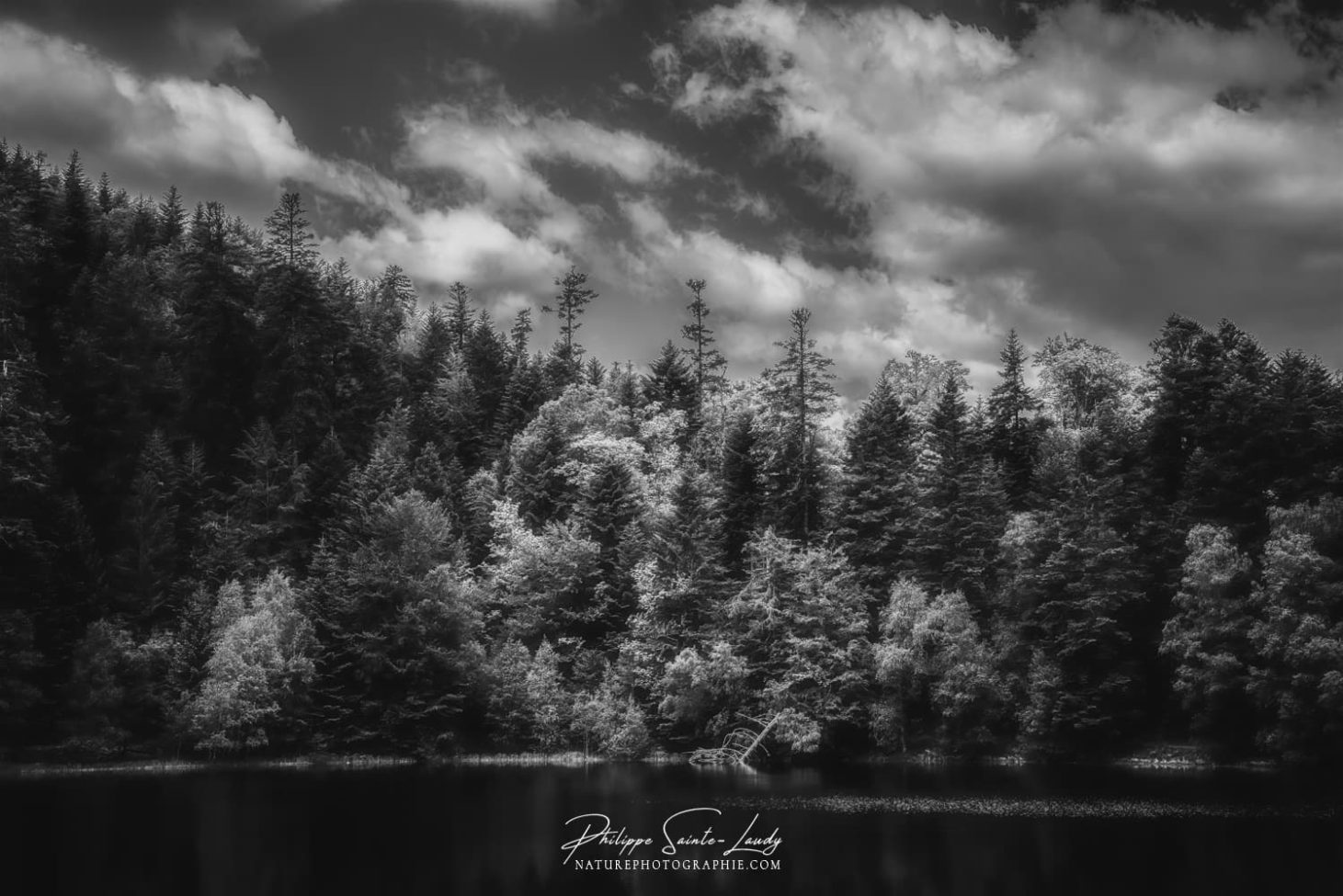 Lac de la Maix en noir et blanc