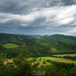 Vue depuis le rocher du corbeau en Alsace