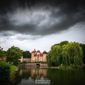 Reflecting the Castle Château de Sercy. Région Bourgogne-Franche-Comté