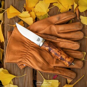Gants en cuir et puukko Finlandais