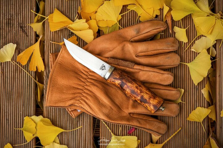 Gants en cuir et puukko Finlandais