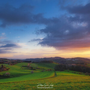 Coucher de soleil sur les Monts du Lyonnais