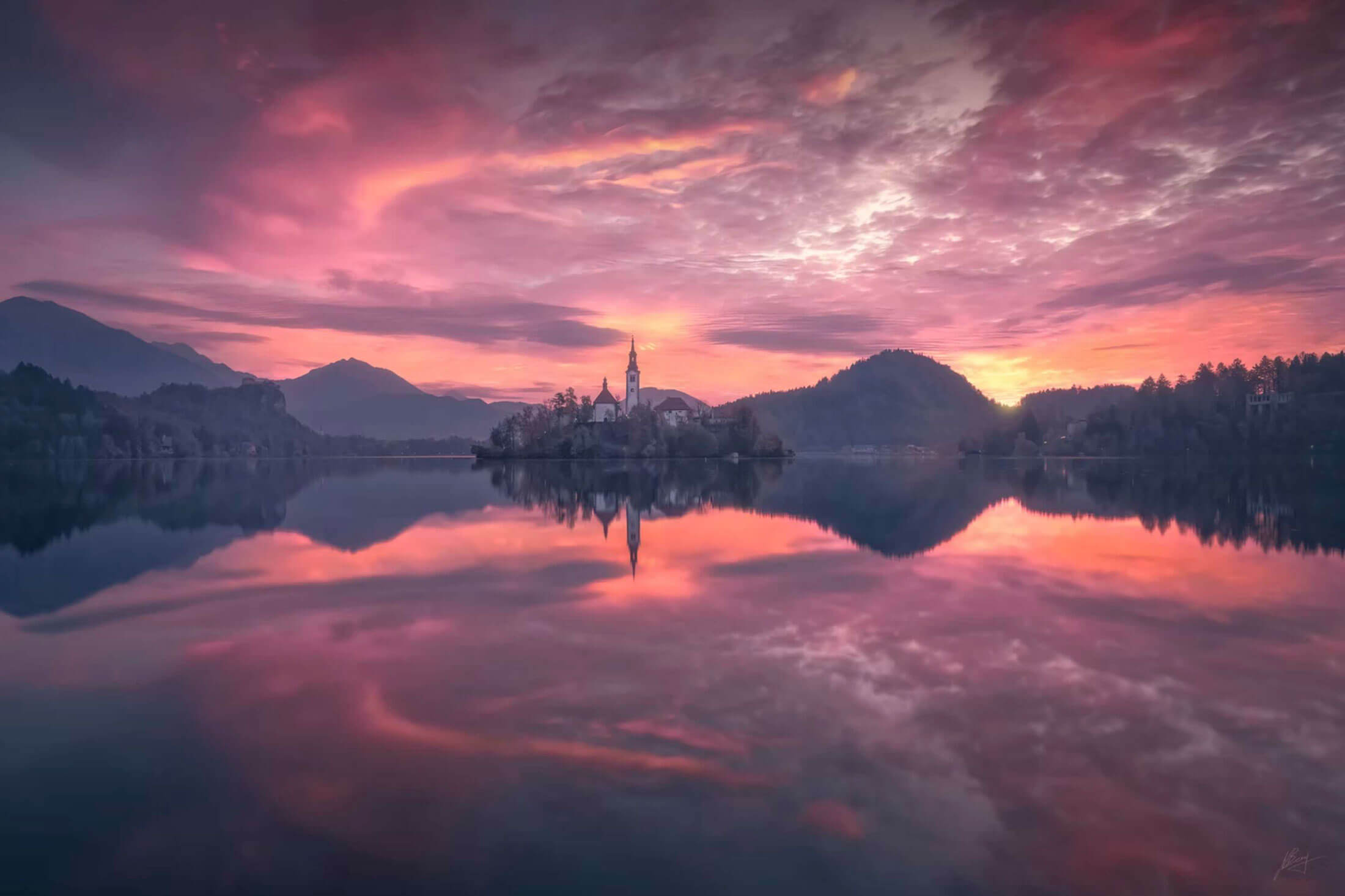 © Niko Benas